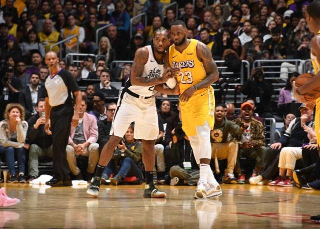 先是延误挡 先是延误挡