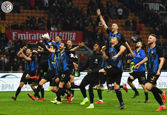 里捕捉到 里捕捉到