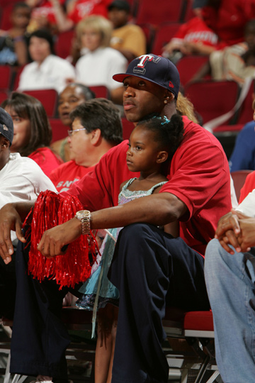 成内外呼应 成内外呼应